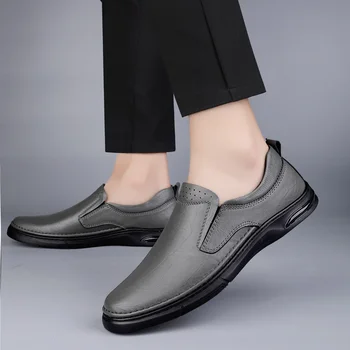 Мужская обувь 2023 года, мужская вулканизированная обувь без застежки, Горячая распродажа, Повседневная обувь из кожи с круглым носком, Новая удобная повседневная обувь для шитья